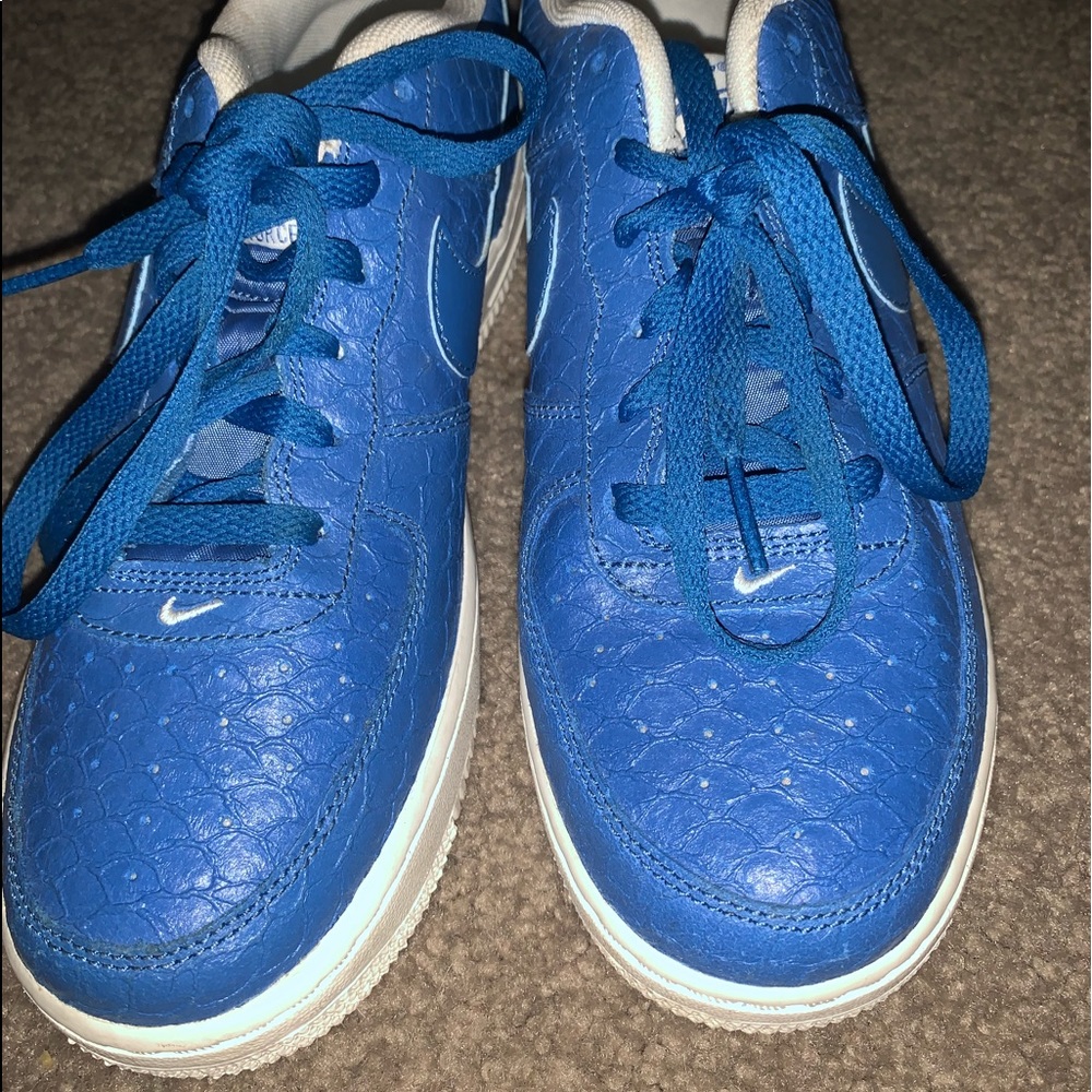 Boys Size 6Y Nike Air Force 1 Snakeskin